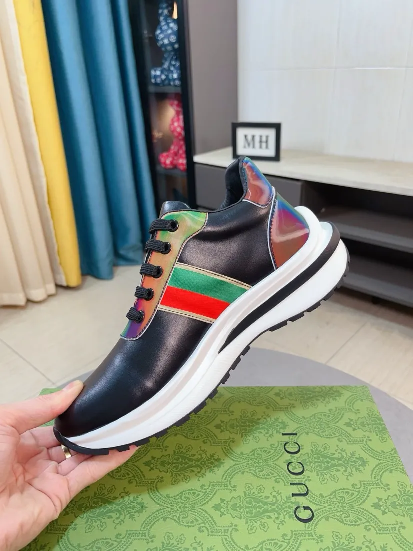Factory price 420🌹🌹GUCCI [Gucci] New high-end brand of men's shoes, the latest fashionable casual men's shoes, trendy and versatile, relaxed and sporty style, uppers imported from Italy, first-layer cowhide, genuine leather lining and ultra-fine workmanship. Original personalized fashionable rubber wear-resistant outsole, light and comfortable on the foot, size 38-44